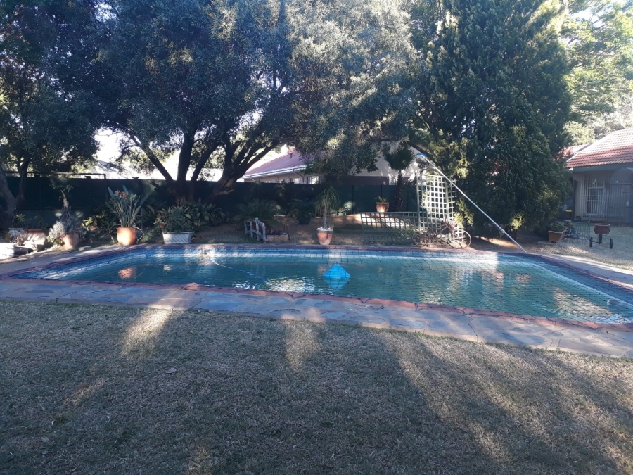 5 Bedroom Property for Sale in Sasolburg Free State